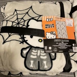 Hello Kitty Gray Skeleton Halloween Twin Size Blanket